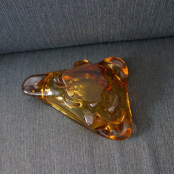 Glass Amber Color Ash Tray - Picture 5 of 11